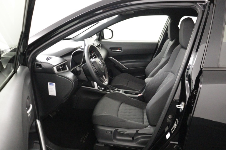 Toyota Corolla Cross - Hybrid 200 Dynamic 17
