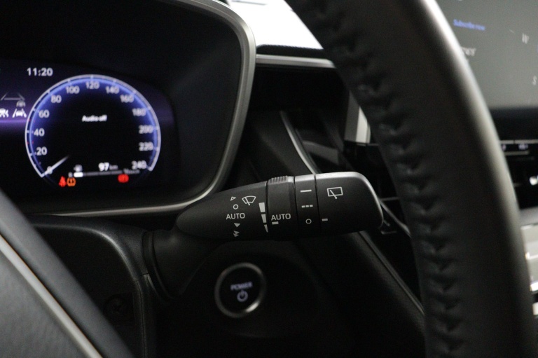 Toyota Corolla Cross - Hybrid 200 Dynamic 31