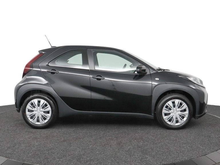 Toyota Aygo X - 1.0 VVT-i MT Play 13