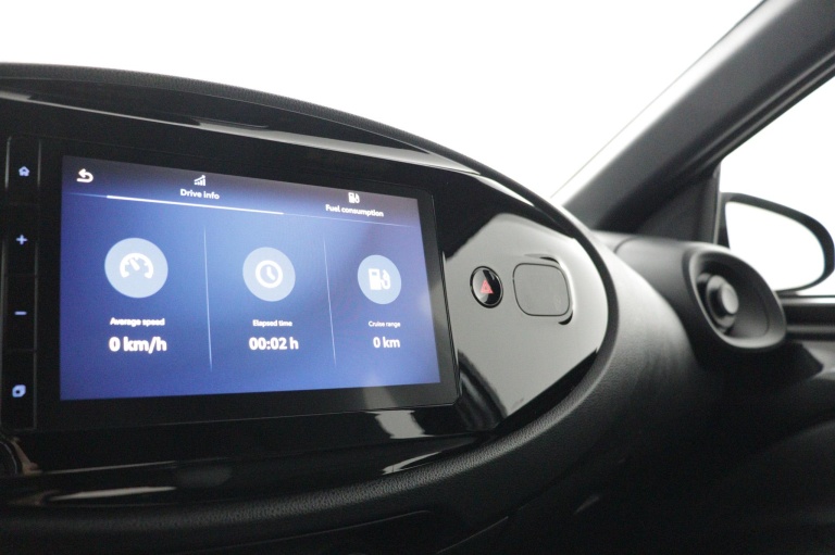 Toyota Aygo X - 1.0 VVT-i MT Play 36
