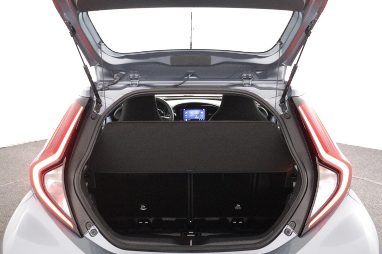 Toyota Aygo X - 1.0 VVT-i MT Play 21