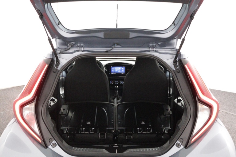 Toyota Aygo X - 1.0 VVT-i MT Play 24