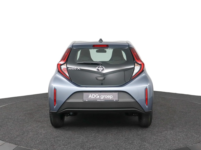 Toyota Aygo X - 1.0 VVT-i MT Play 39