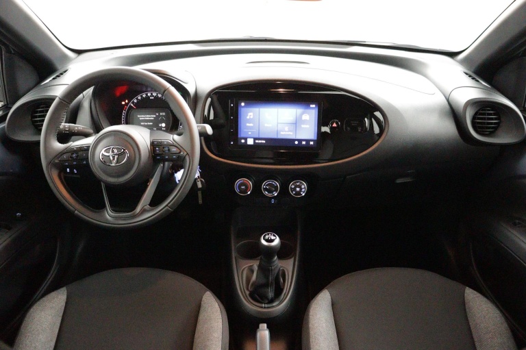 Toyota Aygo X - 1.0 VVT-i MT Play 4