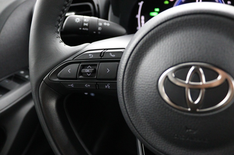 Toyota Yaris Cross - 1.5 Hybrid 130 Dynamic 19