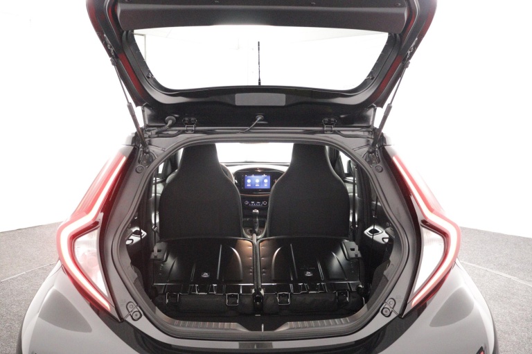 Toyota Aygo X - 1.0 VVT-i MT Pulse 26