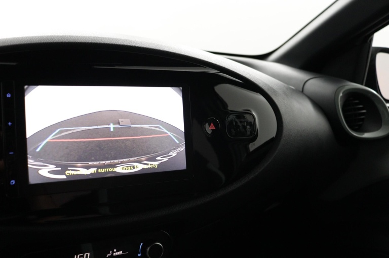 Toyota Aygo X - 1.0 VVT-i MT Pulse 9