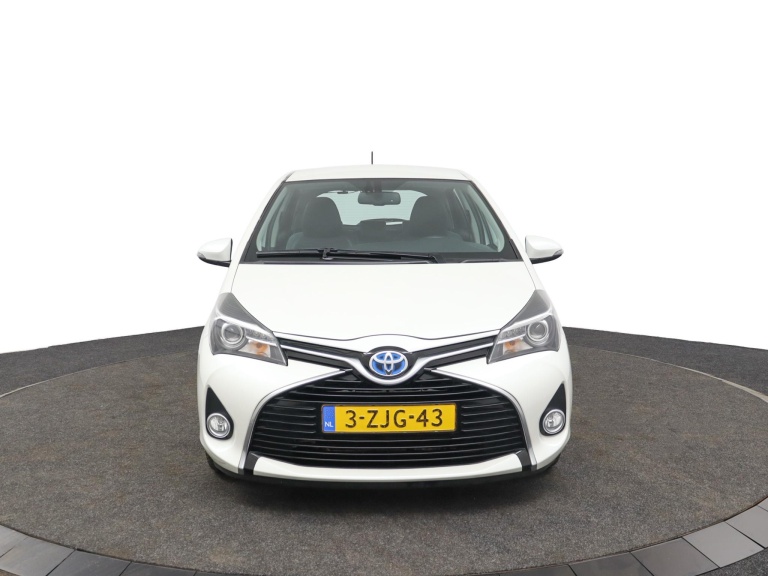 Toyota Yaris - 1.5 Hybrid Dynamic 16
