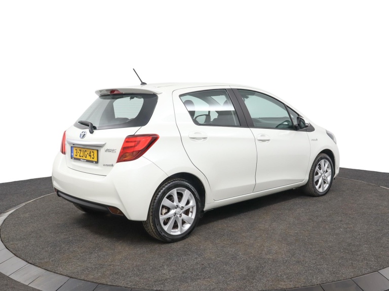 Toyota Yaris - 1.5 Hybrid Dynamic 2