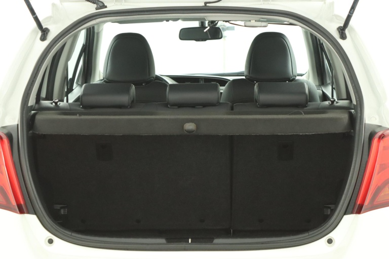Toyota Yaris - 1.5 Hybrid Dynamic 23