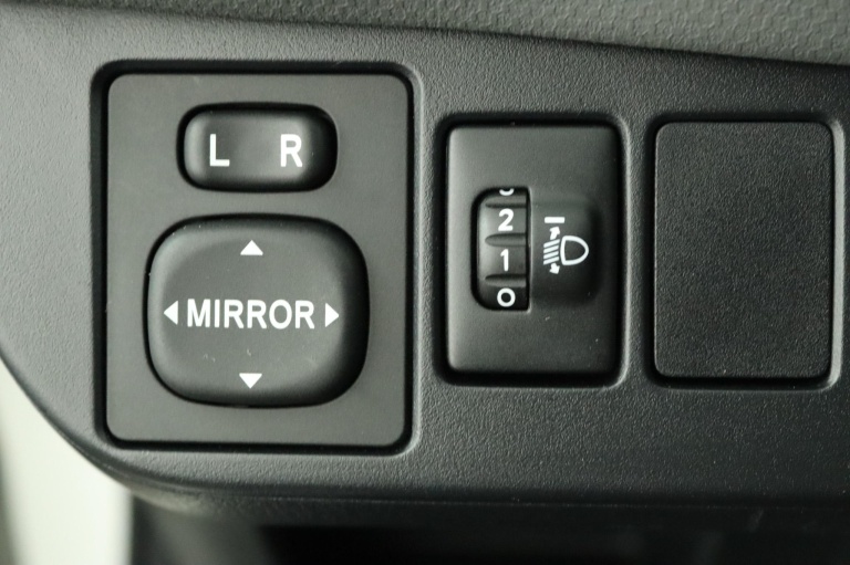 Toyota Yaris - 1.5 Hybrid Dynamic 29