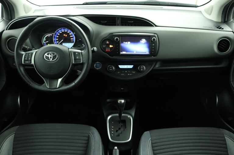 Toyota Yaris - 1.5 Hybrid Dynamic 4