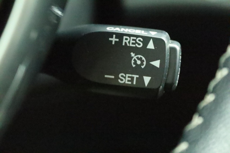 Toyota Yaris - 1.5 Hybrid Dynamic 42