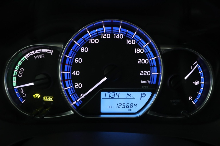 Toyota Yaris - 1.5 Hybrid Dynamic 6