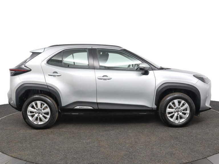Toyota Yaris Cross - 1.5 Hybrid Active 13