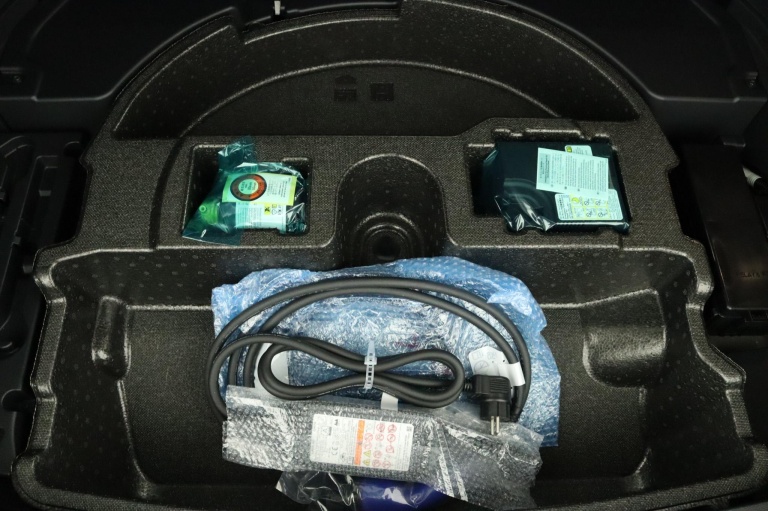 Toyota RAV4 - 2.5 Plug-in Hybrid AWD GR SPORT 35