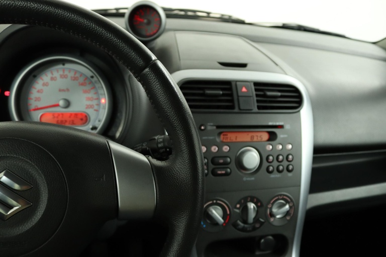 Suzuki Splash - 1.0 VVT Exclusive EASSS 18