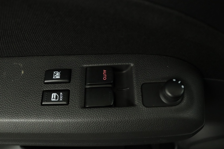 Suzuki Splash - 1.0 VVT Exclusive EASSS 26