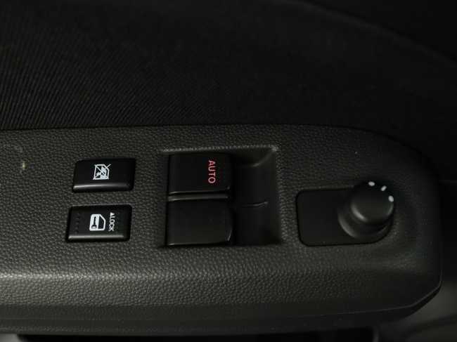 Suzuki Splash - 1.0 VVT Exclusive EASSS