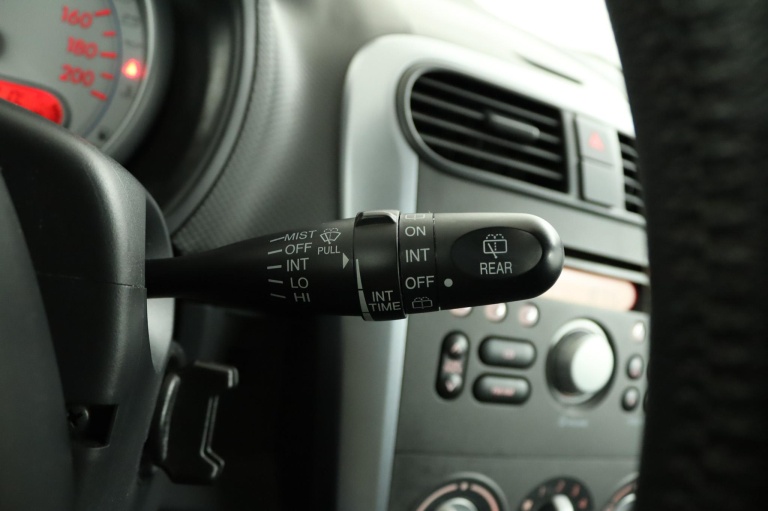 Suzuki Splash - 1.0 VVT Exclusive EASSS 29