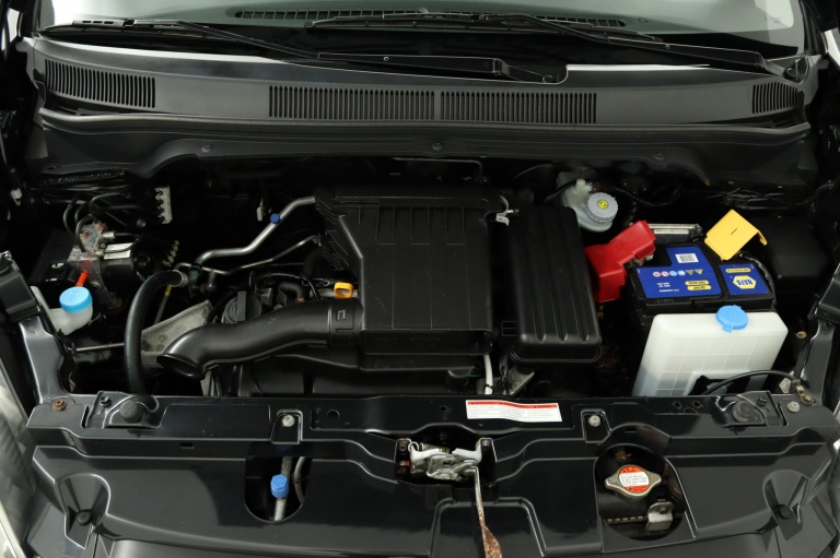 Suzuki Splash - 1.0 VVT Exclusive EASSS 31