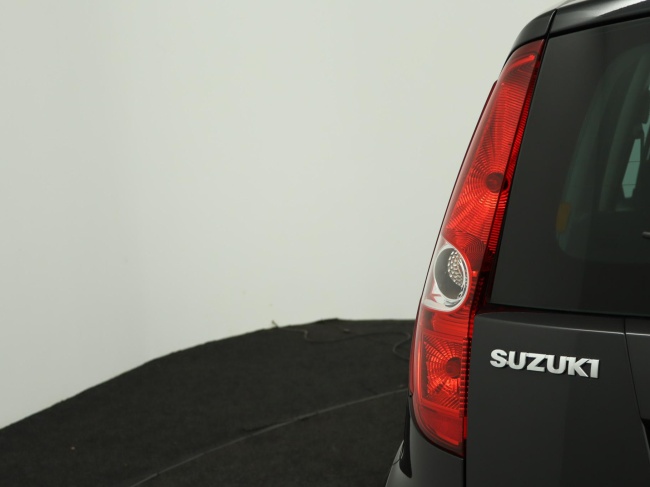 Suzuki Splash - 1.0 VVT Exclusive EASSS