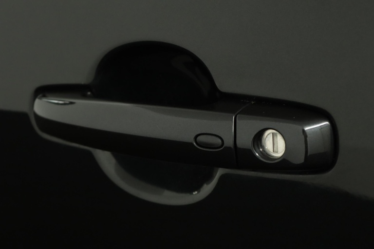 Suzuki Splash - 1.0 VVT Exclusive EASSS 35