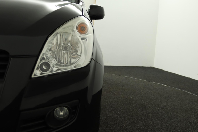 Suzuki Splash - 1.0 VVT Exclusive EASSS 37