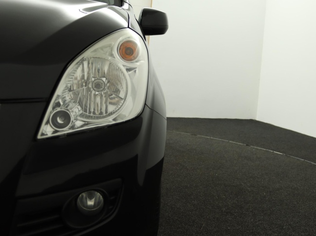 Suzuki Splash - 1.0 VVT Exclusive EASSS