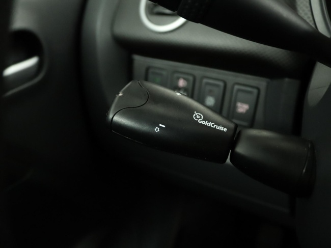 Suzuki Splash - 1.0 VVT Exclusive EASSS