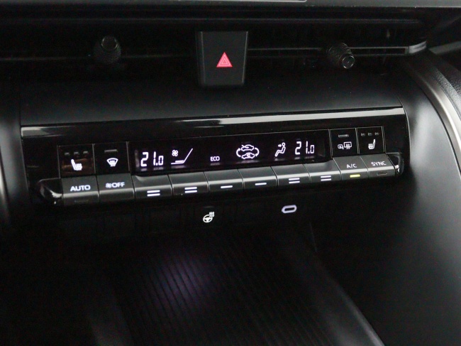 Toyota C-HR - 2.0 Plug-in Hybrid 220 Dynamic