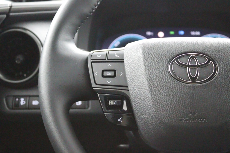 Toyota C-HR - 2.0 Plug-in Hybrid 220 Dynamic 18