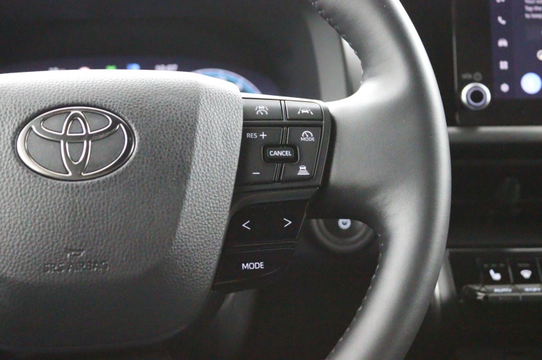 Toyota C-HR - 2.0 Plug-in Hybrid 220 Dynamic 19