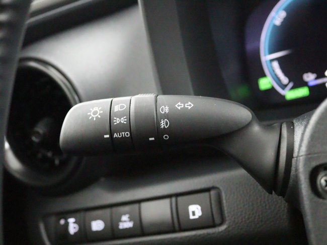 Toyota C-HR - 2.0 Plug-in Hybrid 220 Dynamic