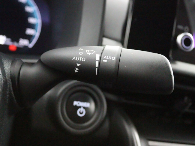 Toyota C-HR - 2.0 Plug-in Hybrid 220 Dynamic