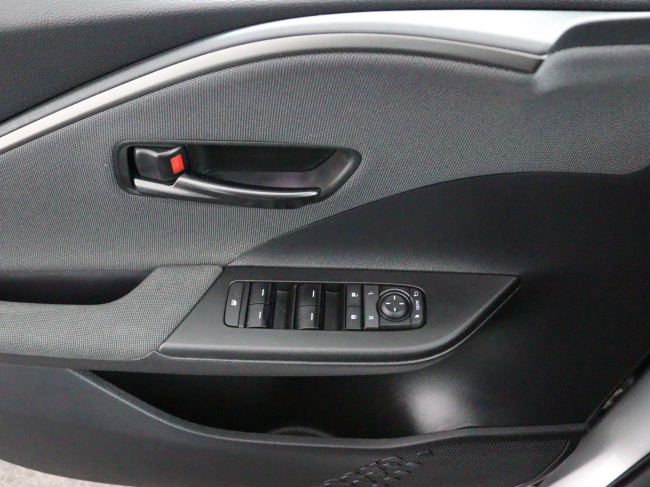 Toyota C-HR - 2.0 Plug-in Hybrid 220 Dynamic