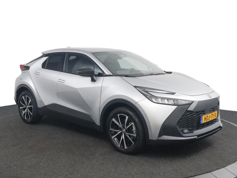 Toyota C-HR - 2.0 Plug-in Hybrid 220 Dynamic 3