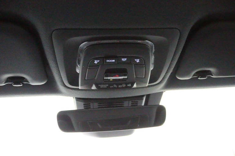 Toyota C-HR - 2.0 Plug-in Hybrid 220 Dynamic 31