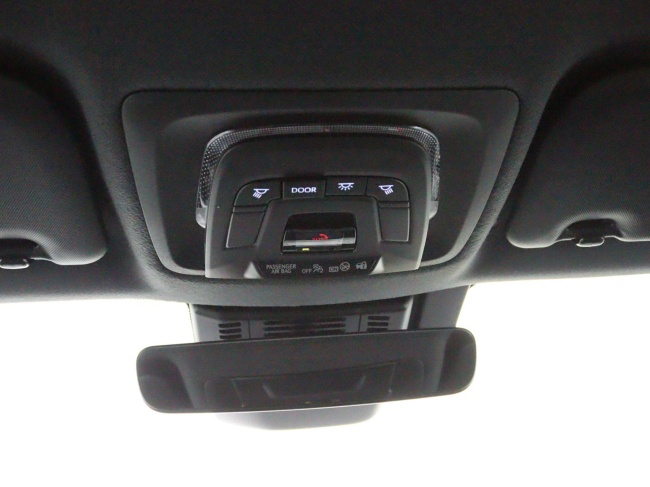 Toyota C-HR - 2.0 Plug-in Hybrid 220 Dynamic