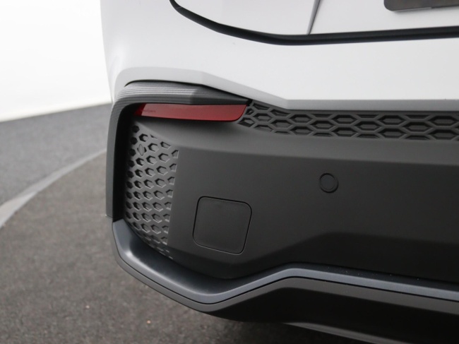 Toyota C-HR - 2.0 Plug-in Hybrid 220 Dynamic