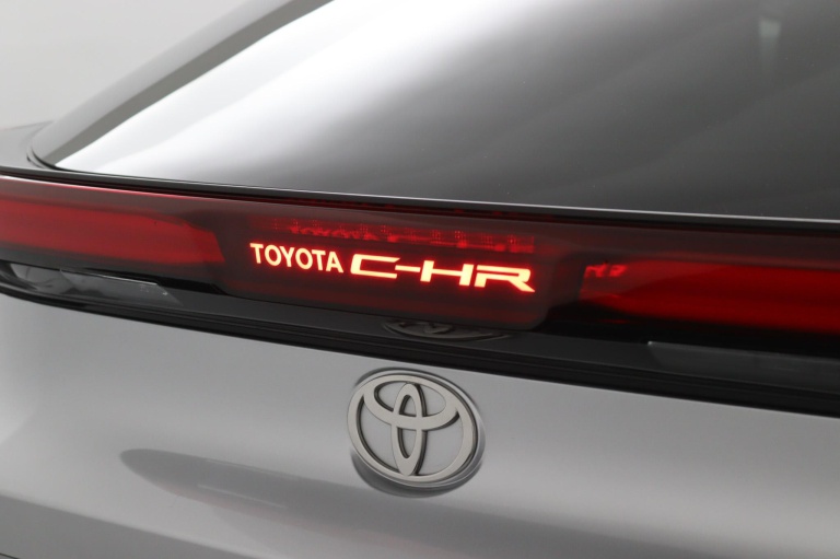Toyota C-HR - 2.0 Plug-in Hybrid 220 Dynamic 43