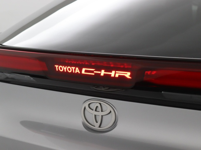 Toyota C-HR - 2.0 Plug-in Hybrid 220 Dynamic