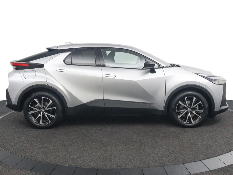 Toyota C-HR - 2.0 Plug-in Hybrid 220 Dynamic 6