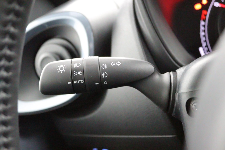 Toyota Aygo X - 1.0 VVT-i MT Pulse 20