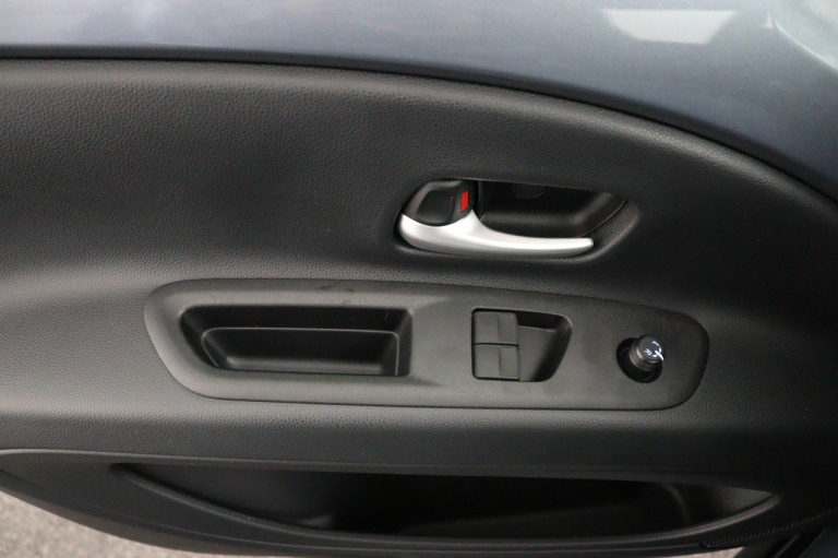 Toyota Aygo X - 1.0 VVT-i MT Pulse 29