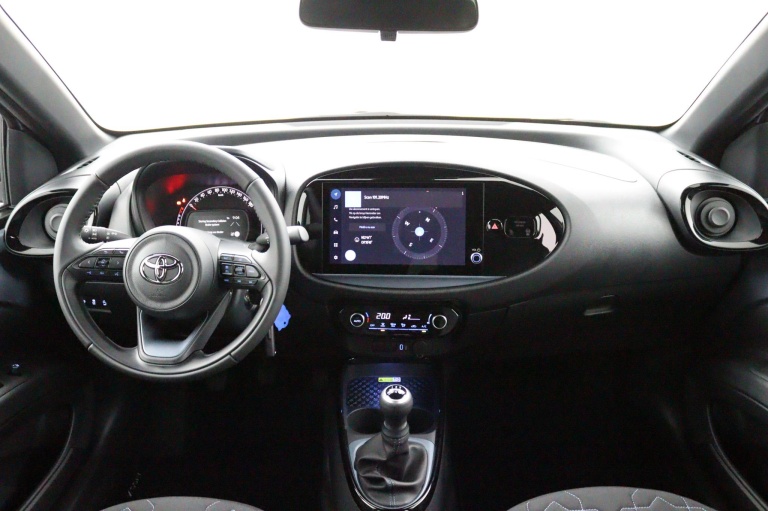 Toyota Aygo X - 1.0 VVT-i MT Envy 11