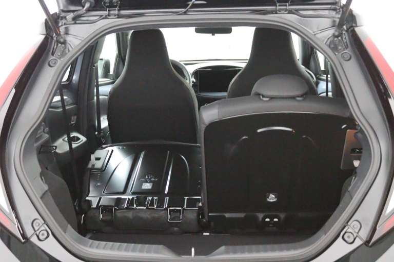 Toyota Aygo X - 1.0 VVT-i MT Envy 24