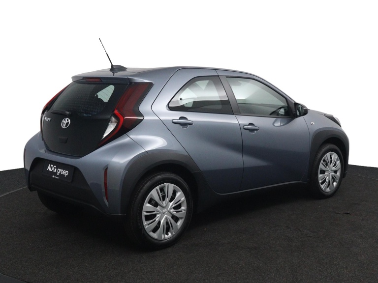 Toyota Aygo X - 1.0 VVT-i MT Play 2