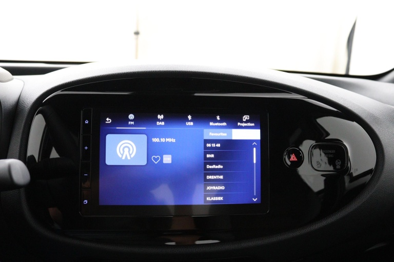 Toyota Aygo X - 1.0 VVT-i MT Play 15