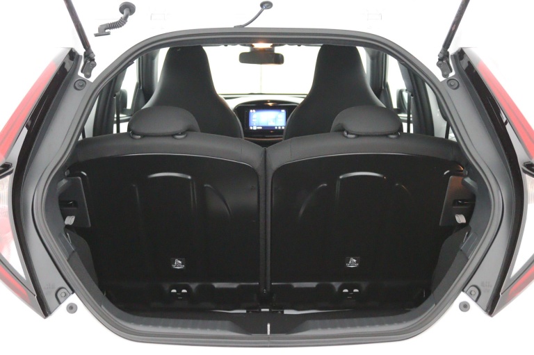Toyota Aygo X - 1.0 VVT-i MT Play 22